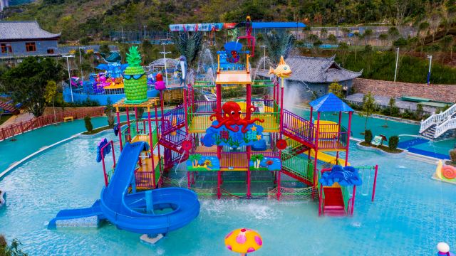 Longtan Hot Spring Resort