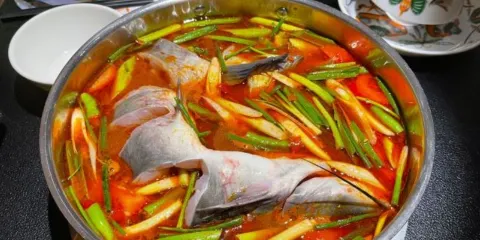 舟漁的魚·萬峯林觀瀑餐廳