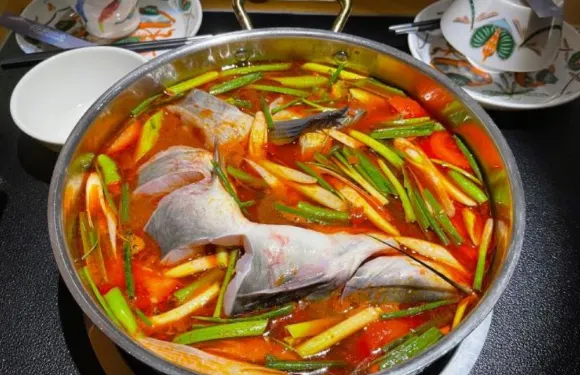 舟漁的魚·萬峯林觀瀑餐廳