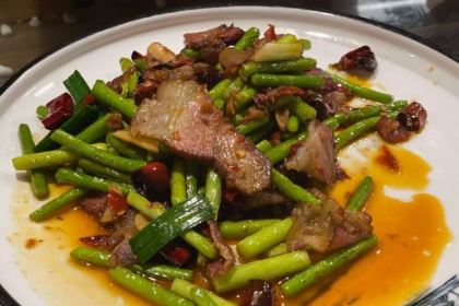 禾锄归·聊·食堂