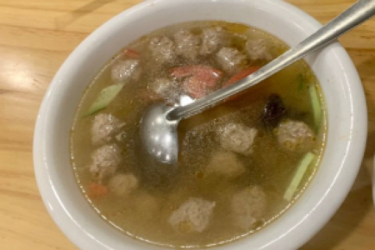 汆丸子湯