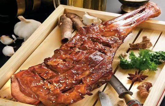 乌兰布统迎金楼宾馆·中餐厅