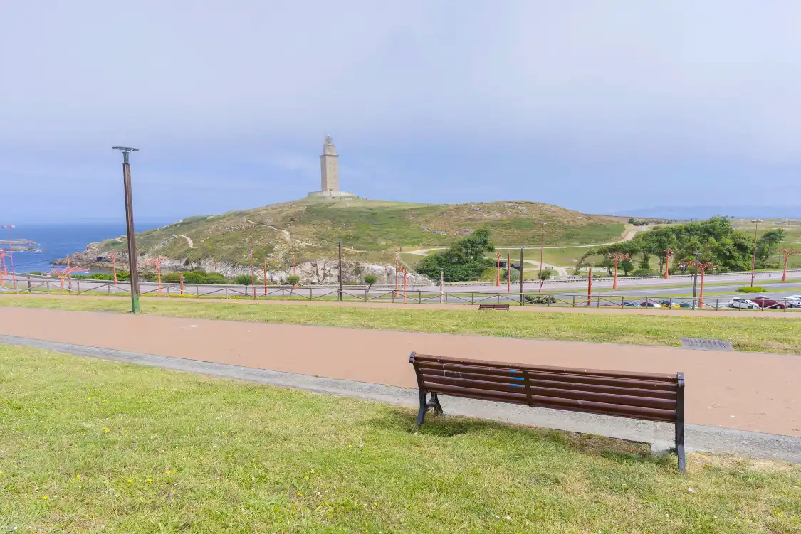 Hotels near Torre de Hercules