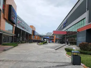Landmark Boulevard
