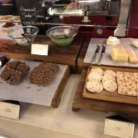 Grand Hyatt 自助早餐