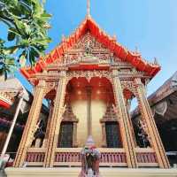 หลวงพ่อโต​ วัดบางพลีใหญ่ใน
