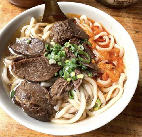采宏牛肉麵