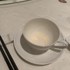 Yi Feng Court User Photo