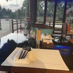 Shimeiwan'aimeidujiajiudian·dipingxiancantinghe Bar User Photo