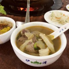 朝偉清真銅瓢牛肉館張用戶圖片