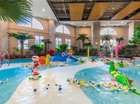 鲁商知春湖温泉