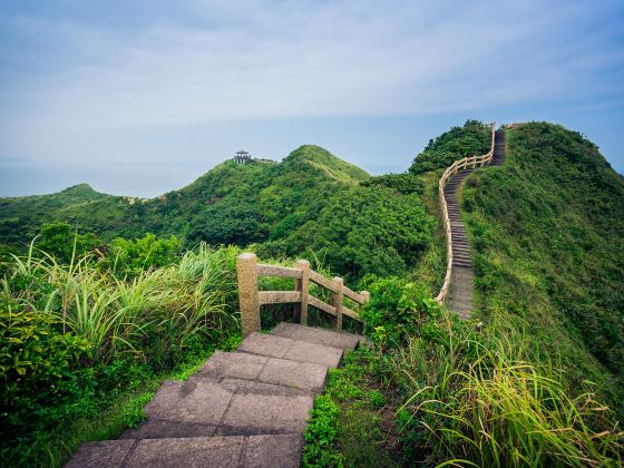 Bitoujiao Trail