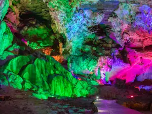 Wanxiang Cave Scenic Area