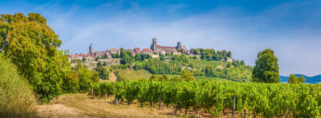 Hotels near Cave Henry de Vezelay