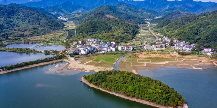Tongji Lake