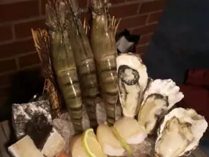 六合極品海鮮鍋物專門店