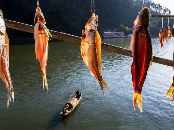 Baimiao Fishing Village