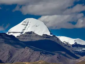 岡底斯山