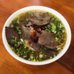 Linxiaqingzhenxiongdi Beef Noodles 여행 사진