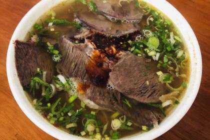 Linxiaqingzhenxiongdi Beef Noodles