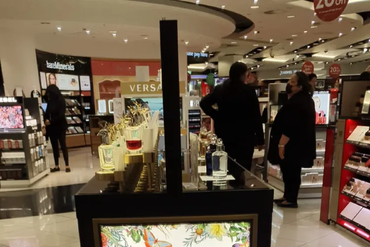 Penhaligon's (London Heathrow Airport T2)2