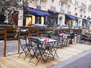 Le 16e Sens