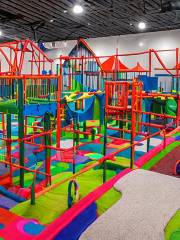 Treehouse Indoor Playground - Red Deer