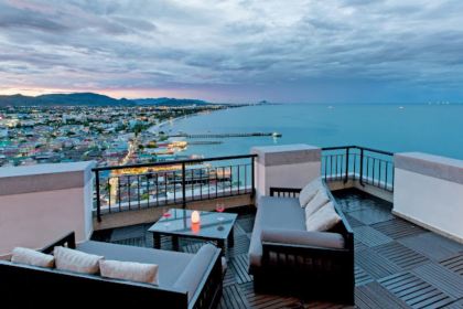 White Lotus Restaurant