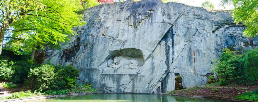 Lion Monument