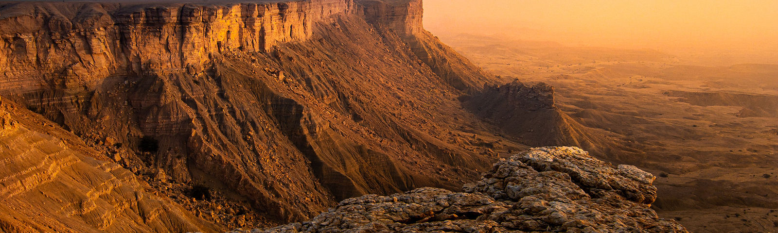 HuraymilaDay tours