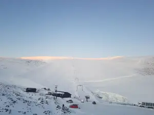 Galdhøpiggen Summer Ski Centre
