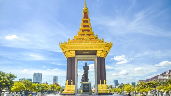 Statue of King Father Norodom Sihanouk