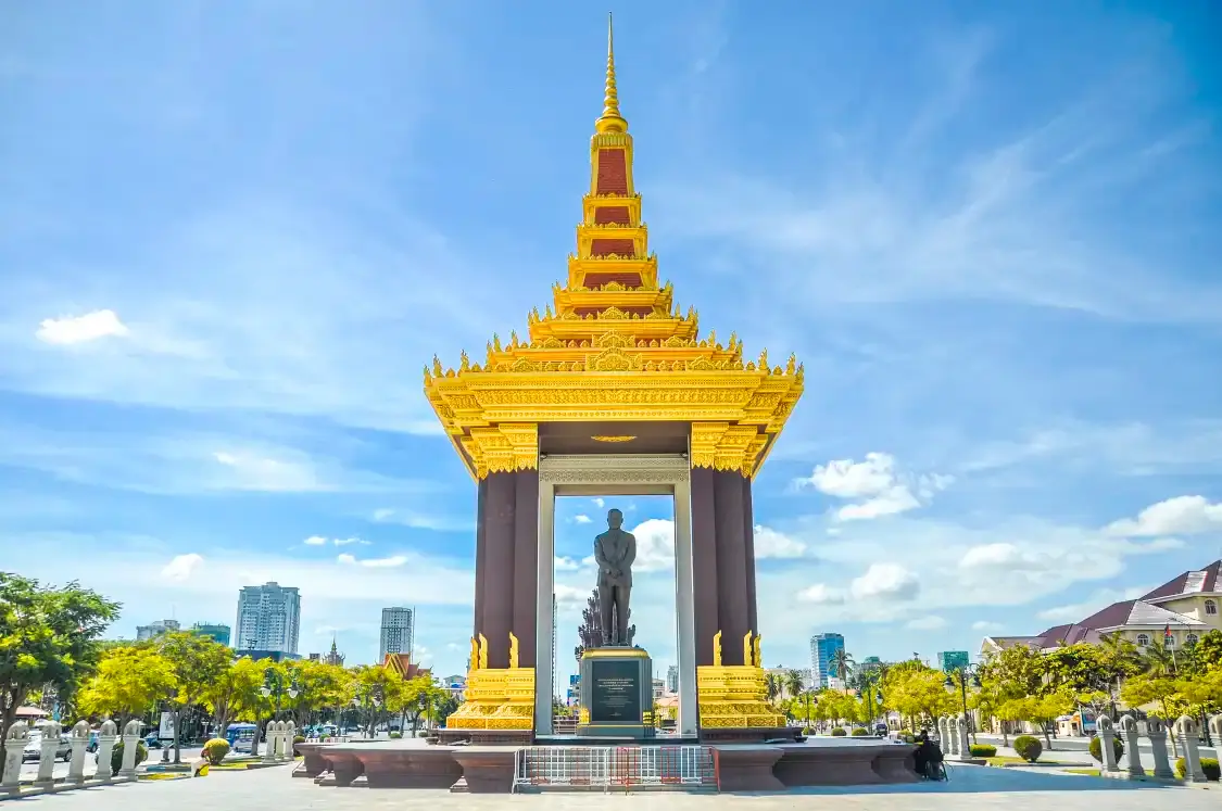 Các khách sạn gần Statue of King Farther Norodom Sihanouk