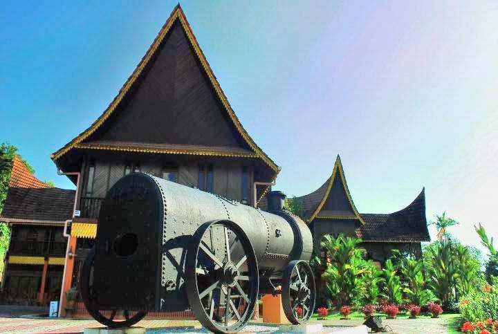 Negeri Sembilan State Museum Complex Centre Travel Guidebook Must Visit Attractions In Seremban Negeri Sembilan State Museum Complex Centre Nearby Recommendation Trip Com