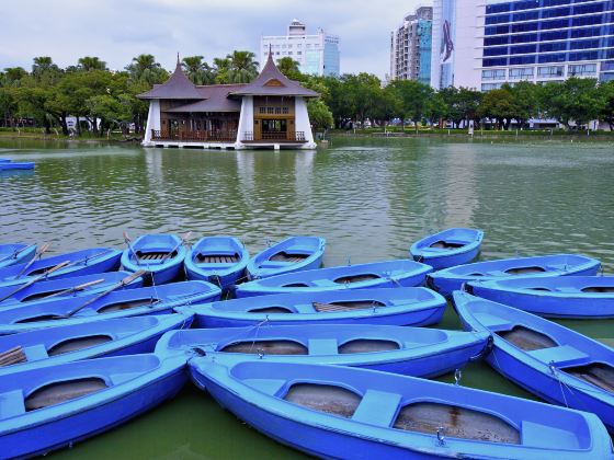 Mid-lake Pavilion, Taichung Park