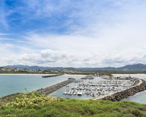 香港-考夫斯港 機票酒店 自由行