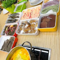 杨老板·海鲜集市火锅·鲜切牛肉(中防万宝店) User Photo