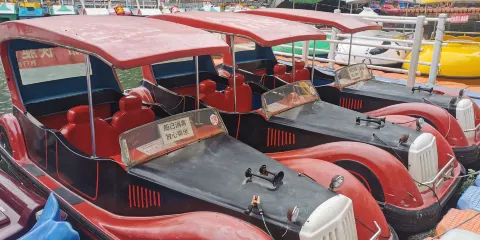 南湖公園觀光遊艇票大小同價