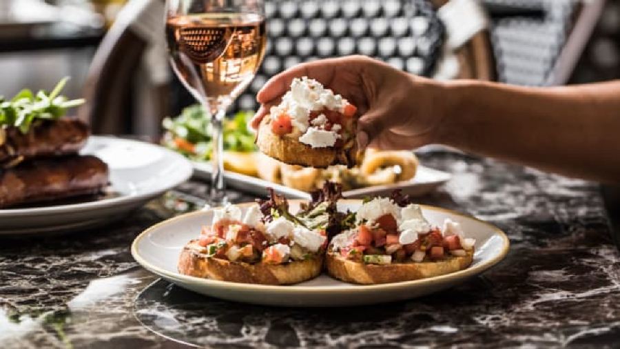 Sirocco Restaurant & Bar