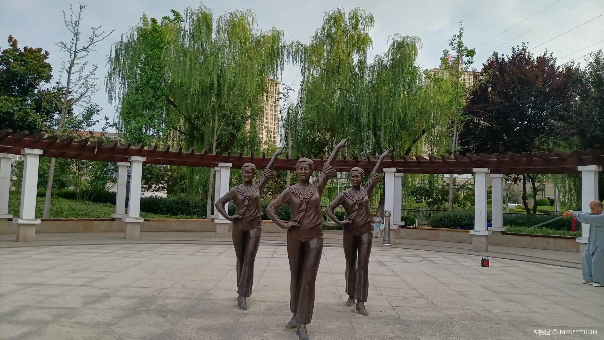 Hotels near Sumengyunhe Park