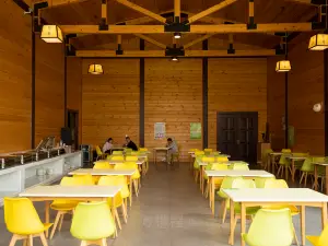 咸阳乐华木屋酒店·演绎美食中心