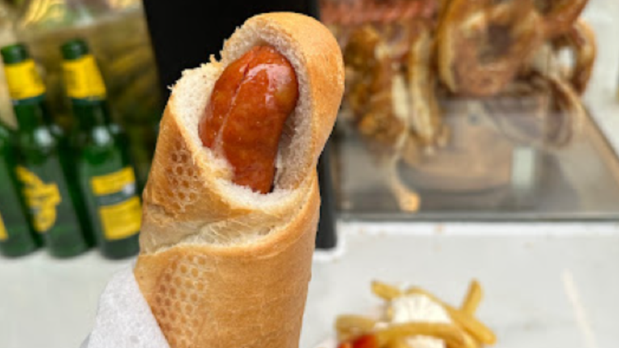 Zum goldenen Wurstel