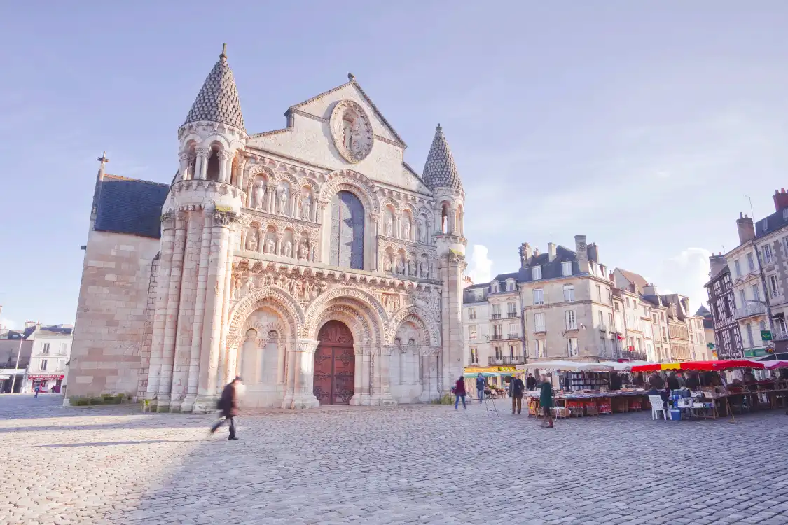 Hotels near Eglise Notre-Dame-la-Grande