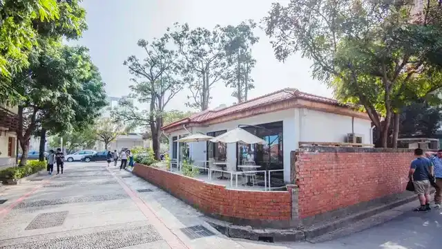 審計新村