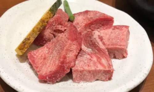 Itamae-Yakiniku Itto Higashishinsaibashi honkan