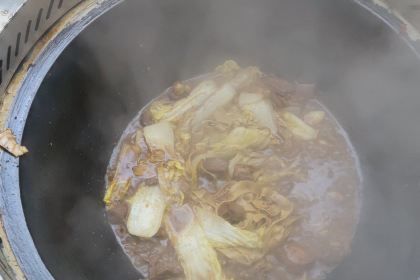 信阳三绝土灶台(羊山外国语中学店)