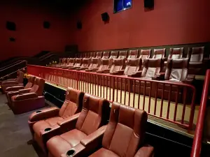 Fountain Place Cinema 8