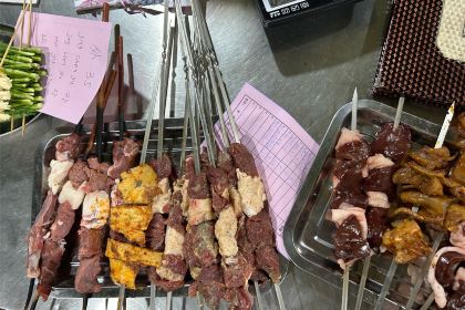 每天春羊羔烤肉店