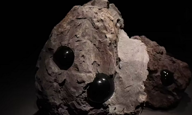 Julian Charrière: Stone Speakers | Palais de Tokyo