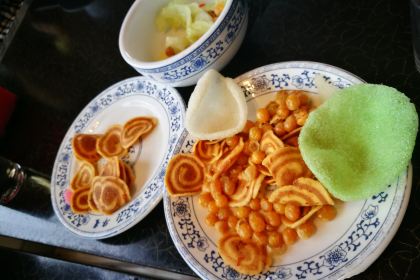 勇记干锅居(广汉店)